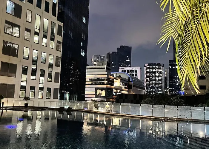 Appartement Poblacion High Floor With Pool, Gym, Jacuzzi And Dedicated Working Space *