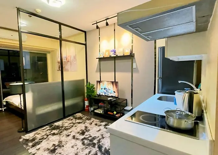 Poblacion High Floor With Pool, Gym, Jacuzzi And Dedicated Working Space Appartement *