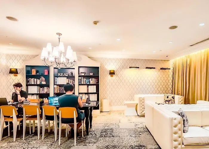 Appartement Poblacion High Floor With Pool, Gym, Jacuzzi And Dedicated Working Space *