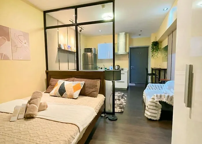 Poblacion High Floor With Pool, Gym, Jacuzzi And Dedicated Working Space * Manille