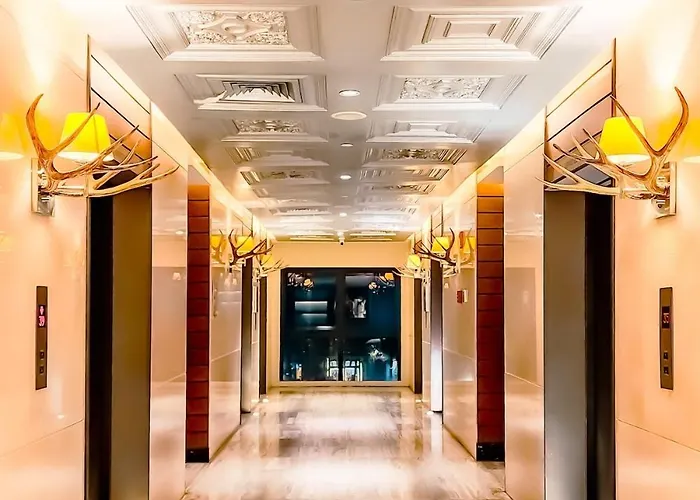 Poblacion High Floor With Pool, Gym, Jacuzzi And Dedicated Working Space Appartement Manille